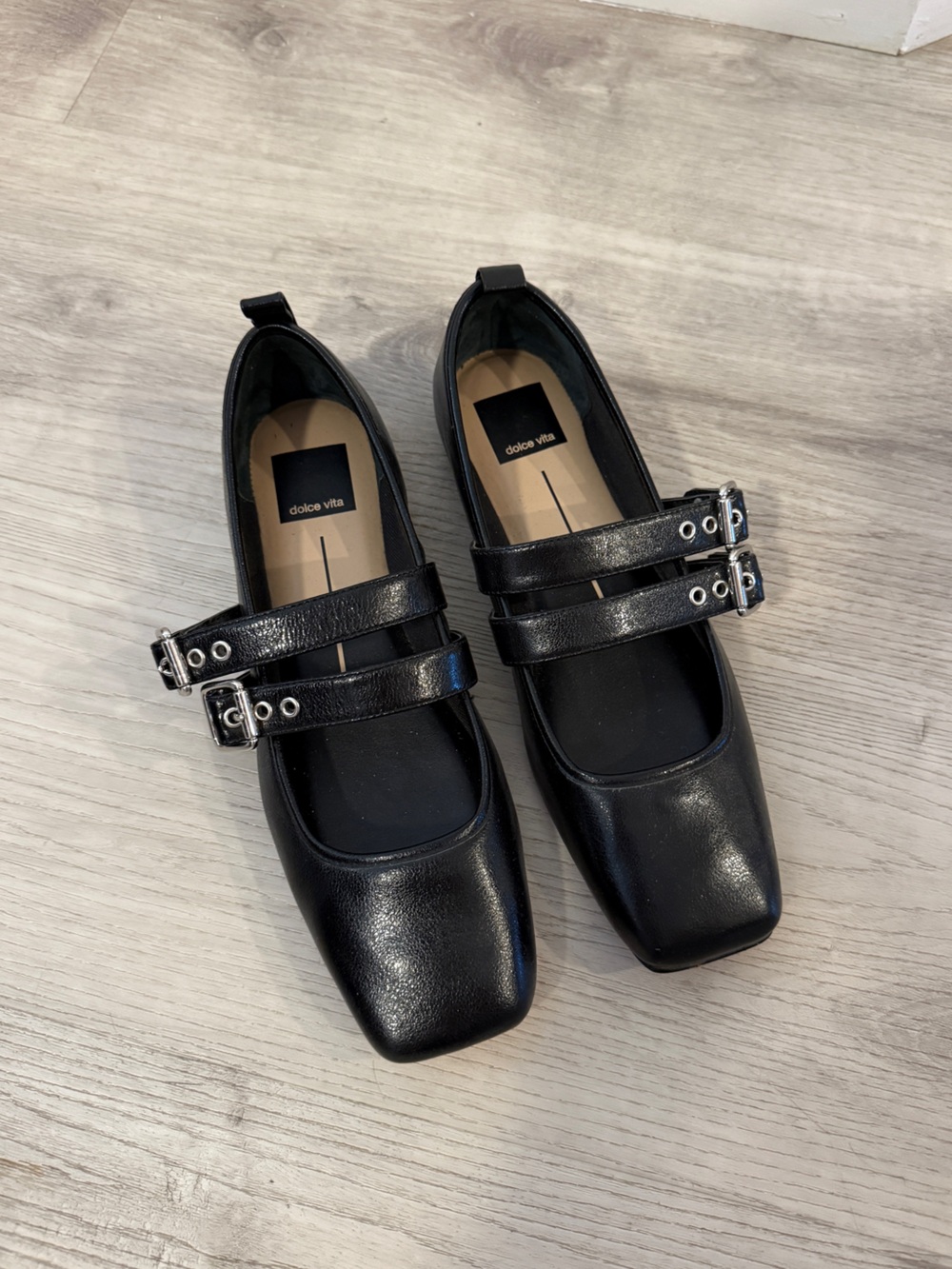 Dolce vita black flats